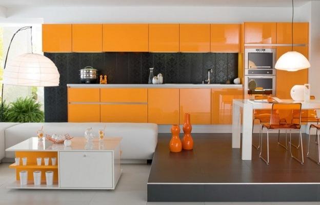сива оранжева кухня