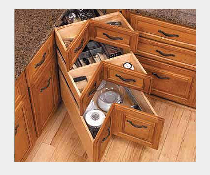 Технологично решение за поставяне на кухненски шкафове за спестяване на място