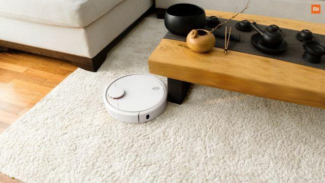 Мощната прахосмукачка-робот Xiaomi Mi Robot Vacuum е на цена от $250