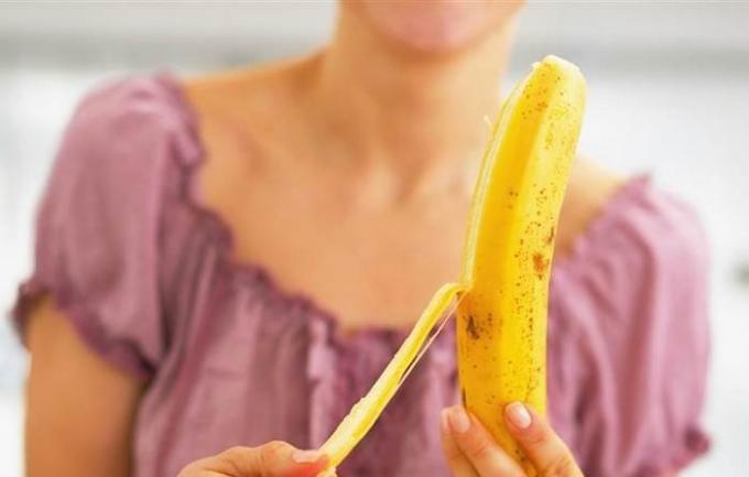 Ето как да се яде банан в действителност.