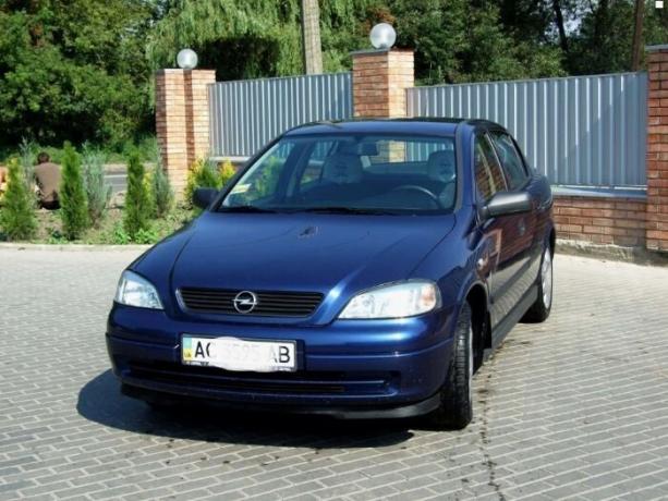 Opel Astra G. | Снимка: i2.autoprodazha.com.