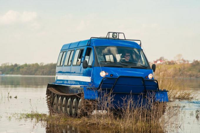 Верижни машини ГАЗ-34039 "Irbis" на първа линия.