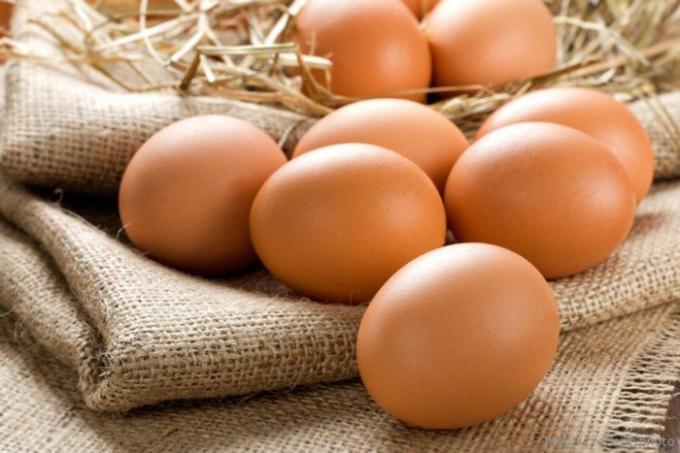 Не бива да се загрява в микровълновата яйцата
