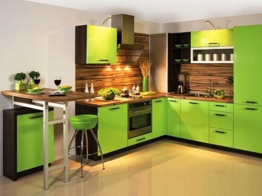 Зелена и бяла кухня - липов цвят