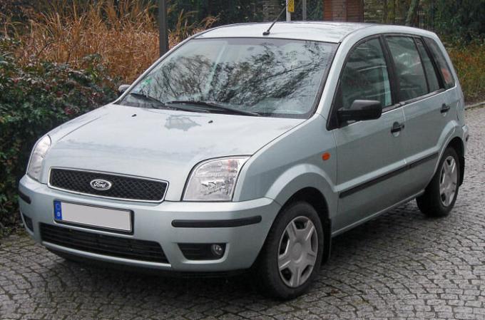 Ford Fusion - популярен немски хечбек (2002-2012 г.)