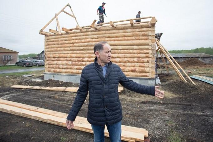 Бизнесмен Камил Khairullin започна изграждането на нови жилища в родното си село Султанов (област Челябинск).