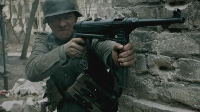 Немски "Schmeisser" срещу Съветския СПС: пистолет под-машина през Втората световна война е по-добре