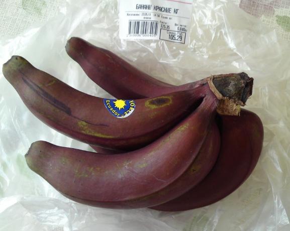 На рафтовете в супермаркетите имаше червени банани: какво те вкус? Аз споделят своя опит