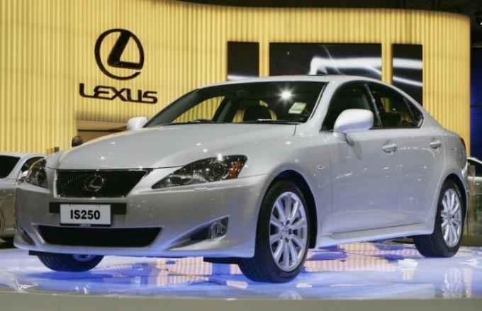 Lexus IS автомобили са свързани с лукс и надеждност. | Снимка: cheatsheet.com.