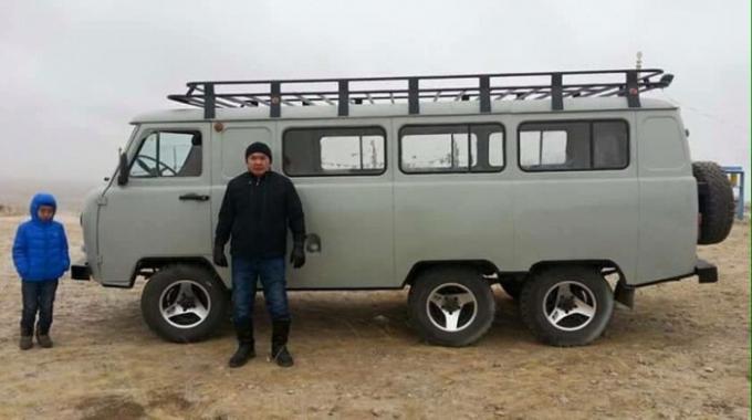 Триосно УАЗ, който е в Монголия и не е необичайно. | Снимка: carakoom.com.