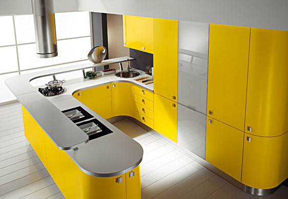 "Високите технологии" е една от най-удобните опции за дизайн на кухня от 16 кв. М.