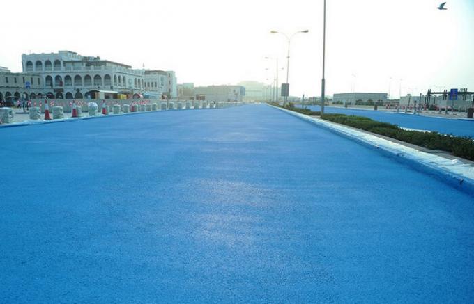 Защо Катар органи изискват от рисуване на асфалт в синьо