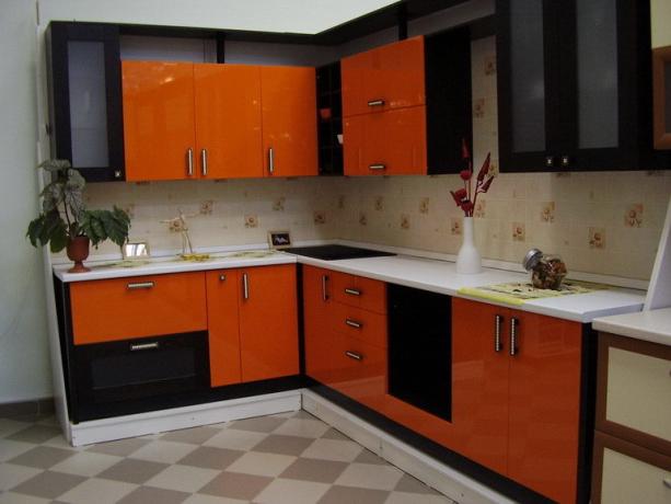 Черна и оранжева кухня (53 снимки), дизайн „направи си сам“: инструкции, фото и видео уроци, цена