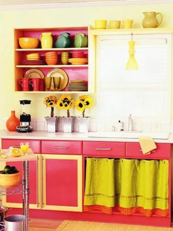 Кухня, която играе с ярки цветове - невероятно!